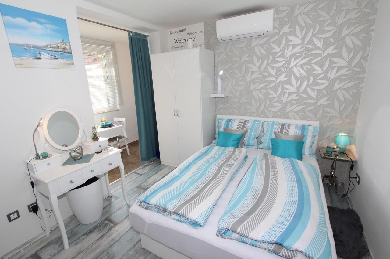 Studio Orhidea Blu Rovinj Bagian luar foto
