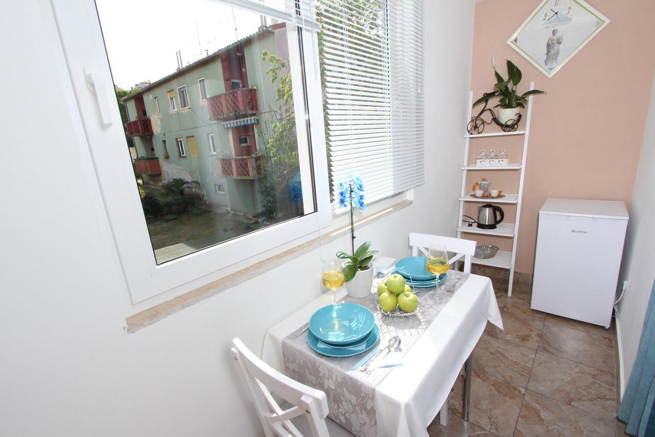 Studio Orhidea Blu Rovinj Bagian luar foto